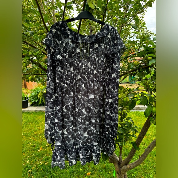 FREE PEOPLE These Dreams Ruffled Floral Mini Dress, Black & White - Sz L - Picture 2 of 13